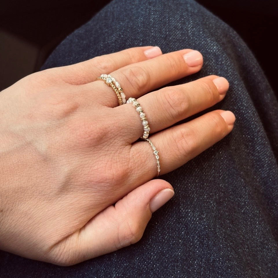 Bague en or perle
